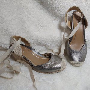 Vionic Espadrilles, size 9.5, Pewter/tan